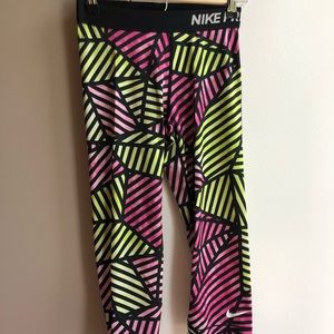 Nike Pro Cropped Leggings